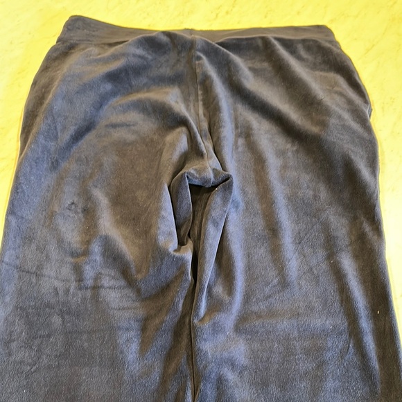 Gloria Vanderbilt Women Jemma Velour Relaxed Fit Sweatpants - Picture 6 of 7